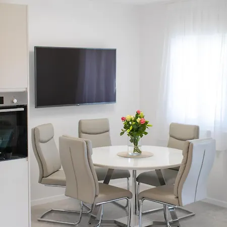 Enjoy Ciovo Summer Apartment Trogir
